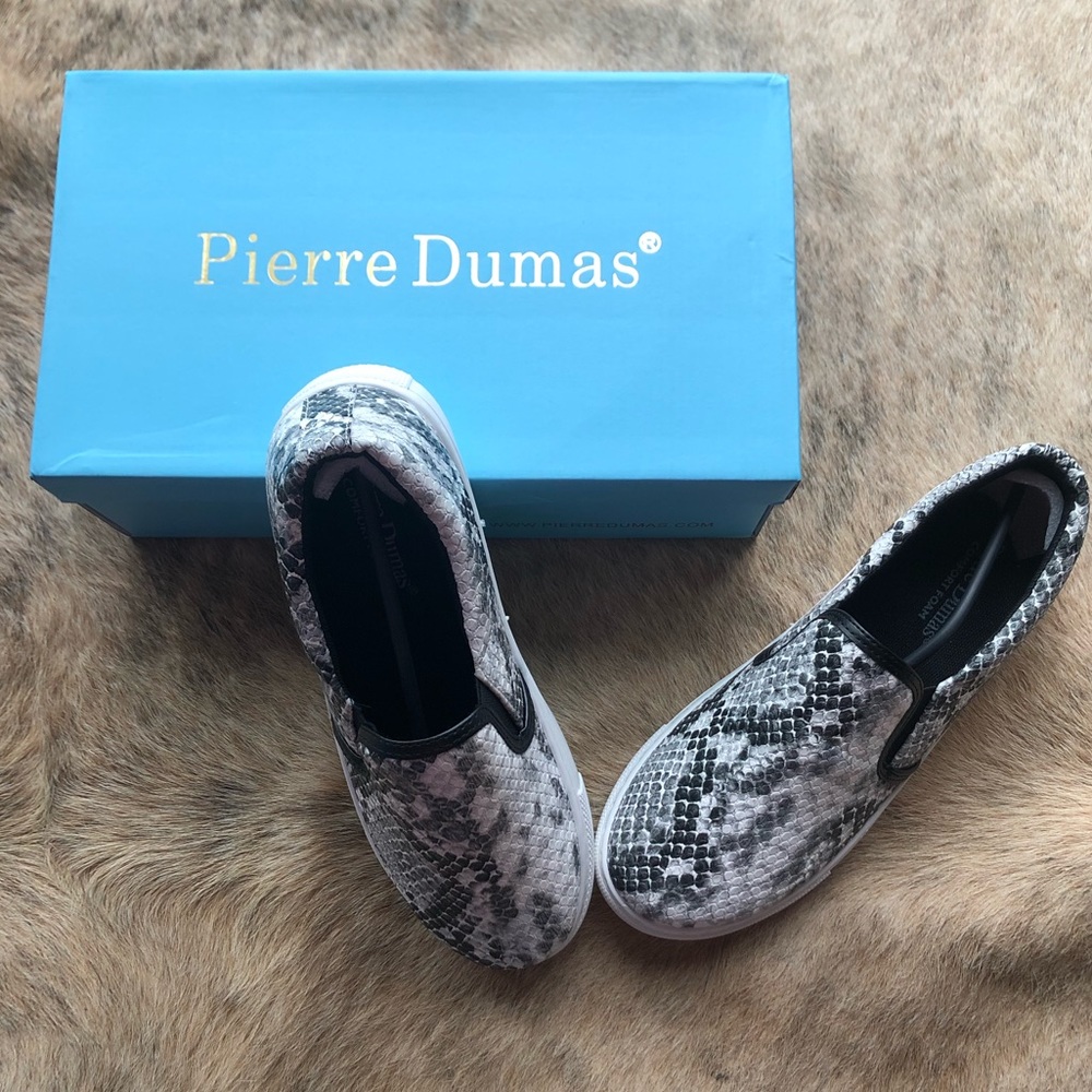 🌟Host Pick🌟Snakeskin Slip On’s 💥Restock💥 - Picture 5 of 6